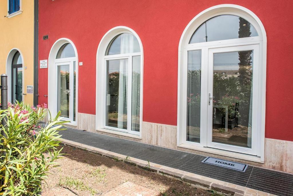 P010 - Porto Recanati, Nuovo Monolocale Fronte Mare 외부 사진